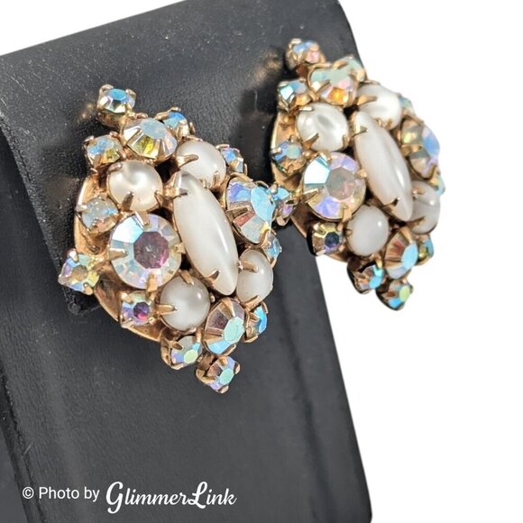 Vintage AB Aurora Borealis & White Stone Cluster Gold Tone Clip On Earrings - Picture 2 of 10